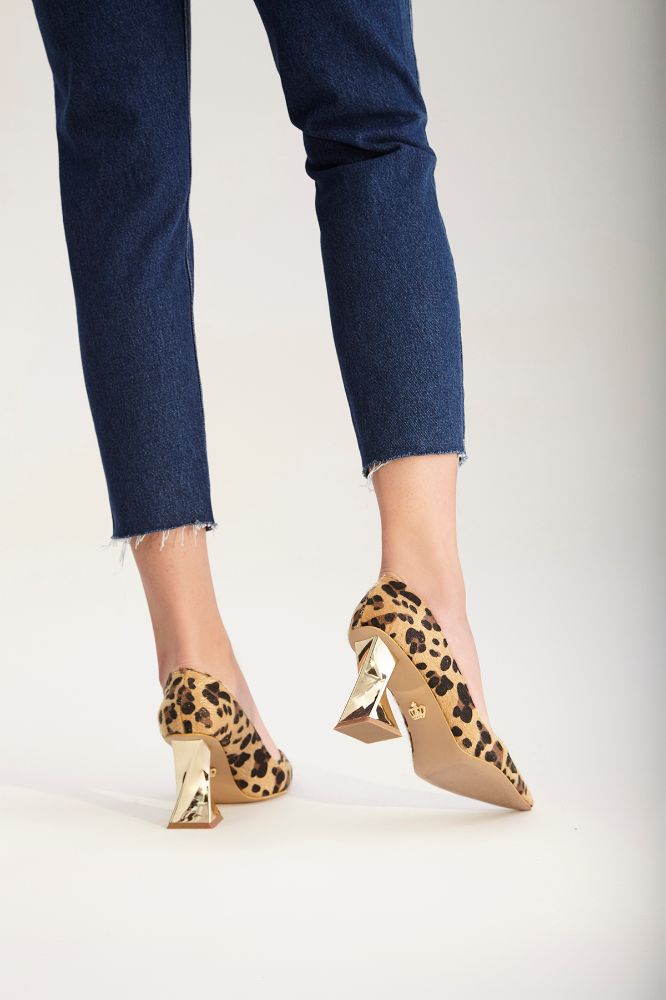 empire-LEOPAR-M02064-0002280_0