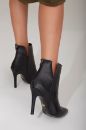 Secret İnce Topuk 10 Cm Siyah Mat Bot