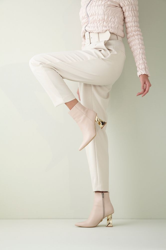 golden-touch-NUDE MAT-M02130-0002689_0