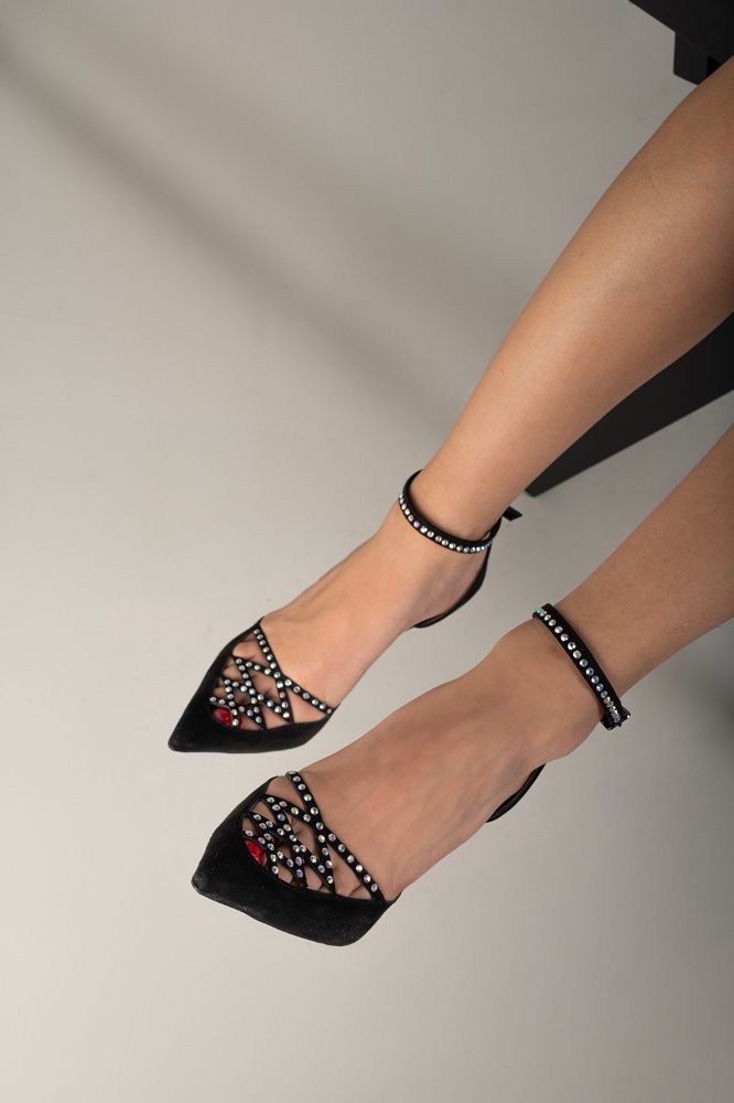 Maven Taş Detaylı İnce Topuk 10 Cm Siyah Süet Stiletto resmi