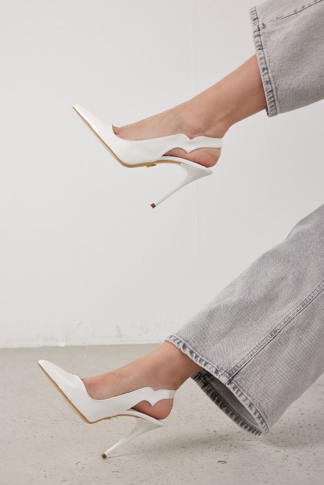 Elisa İnce Topuk 10 Cm Beyaz Rugan Stiletto resmi