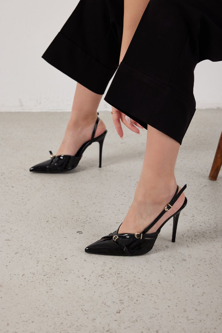 Lani Toka Detaylı İnce Topuk 10 Cm Siyah Rugan Stiletto resmi