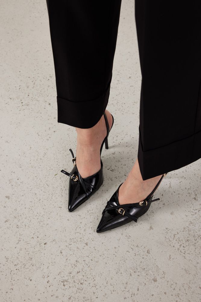 Lani Toka Detaylı İnce Topuk 10 Cm Siyah Rugan Stiletto resmi