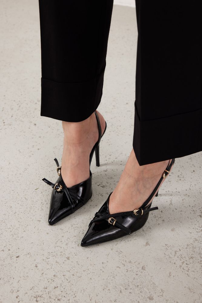 Lani Toka Detaylı İnce Topuk 10 Cm Siyah Rugan Stiletto resmi