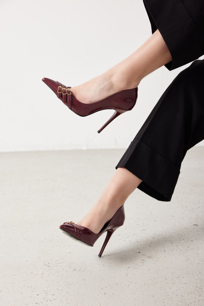 Wina Üç Bantlı Toka Detaylı İnce Topuk 10 Cm Cherry Stiletto resmi