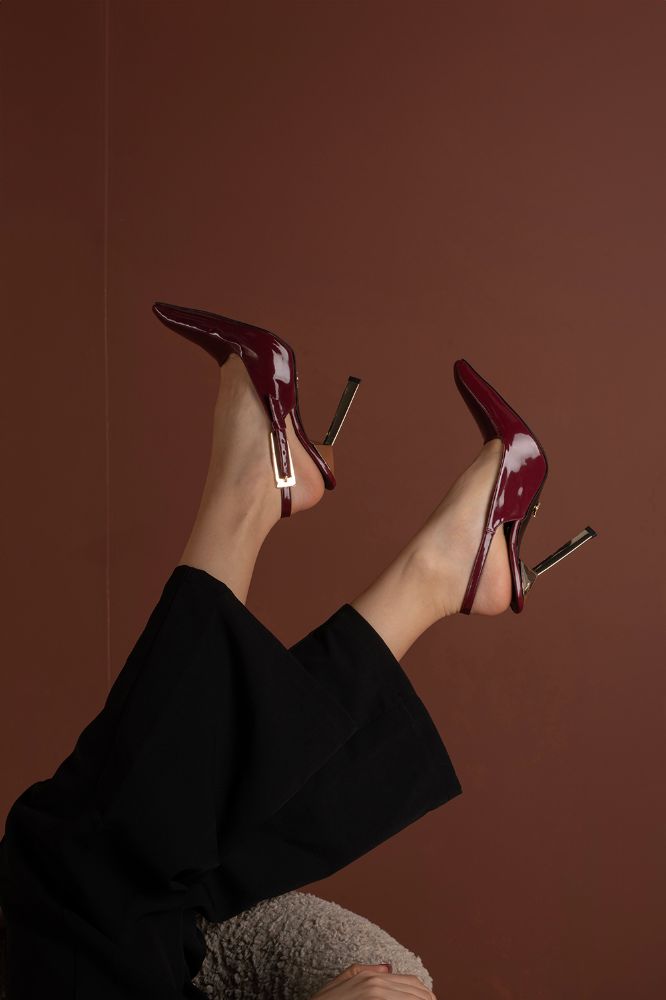 Jade Toka Detaylı İnce Topuk 10 Cm Cherry Stiletto resmi