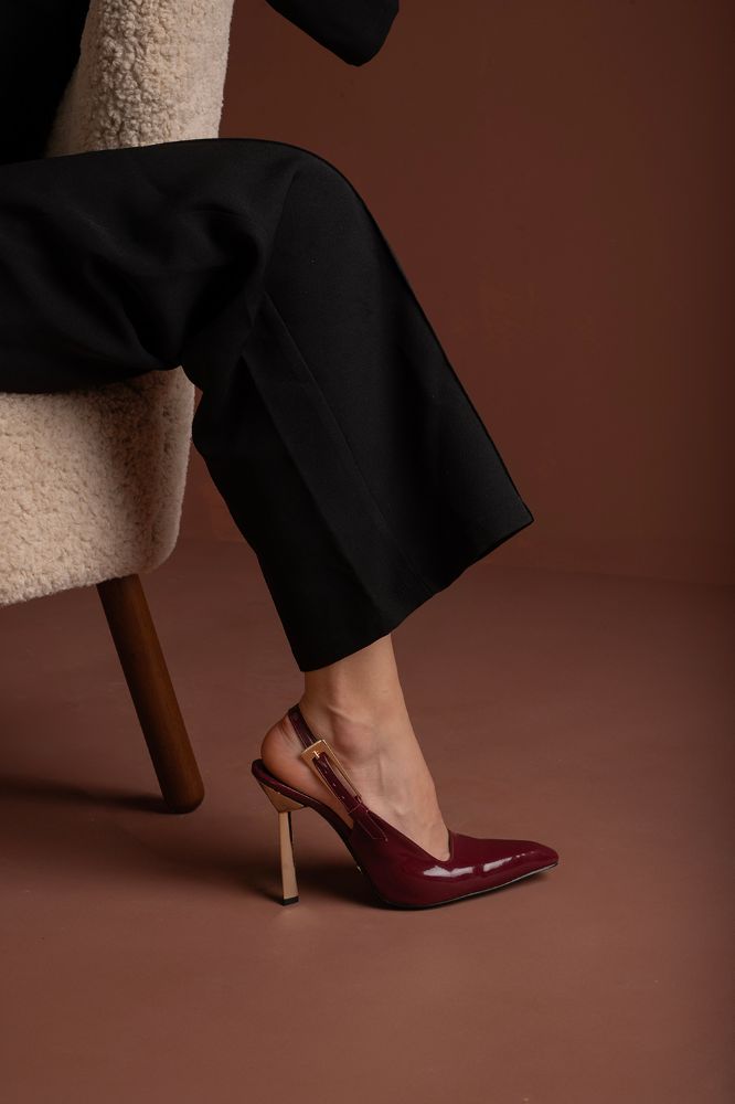 Jade Toka Detaylı İnce Topuk 10 Cm Cherry Stiletto resmi
