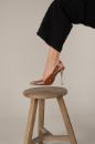 Jade Toka Detaylı İnce Topuk 10 Cm Taba Rugan Stiletto