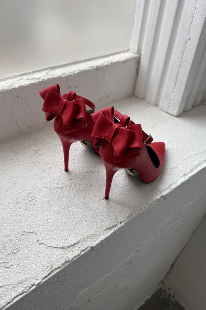 Damia Bilekten Bantlı Papyon Detaylı İnce Topuk 10 Cm Kırmızı Mat Stiletto resmi