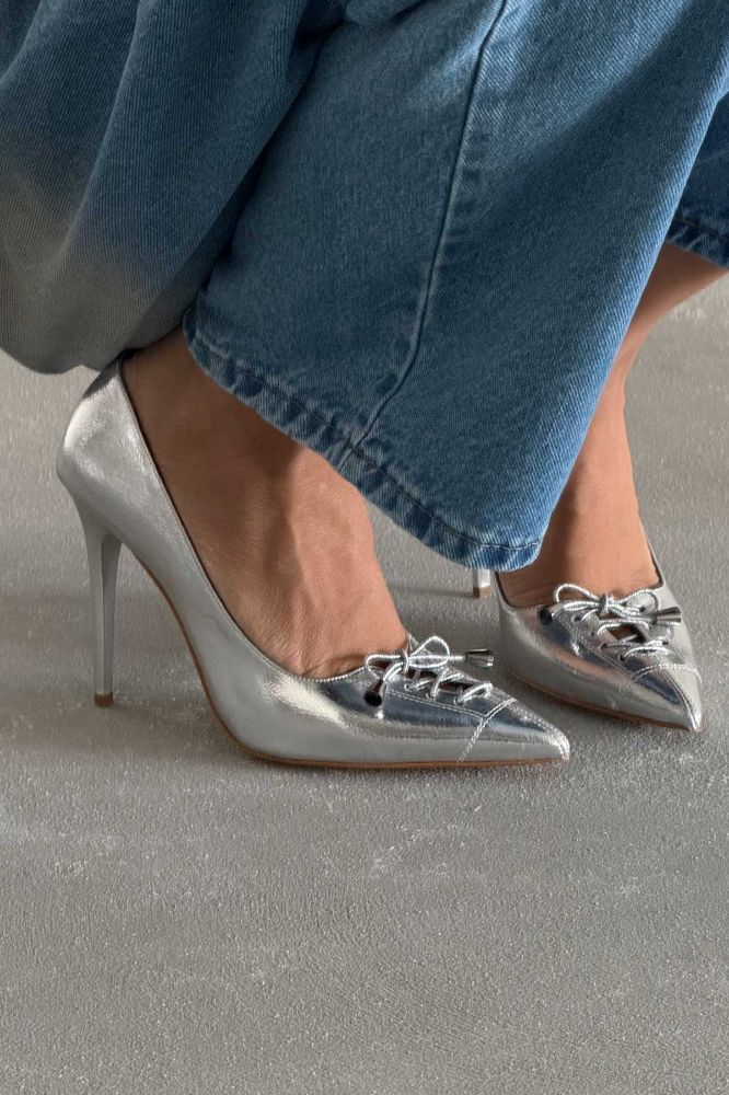 Enid Bağcık Detaylı İnce Topuk 10 Cm Gümüş Kırışık Stiletto resmi