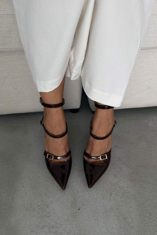 Ava Üç Bantlı İnce Topuk 10 Cm Acı Kahve Rugan Stiletto resmi
