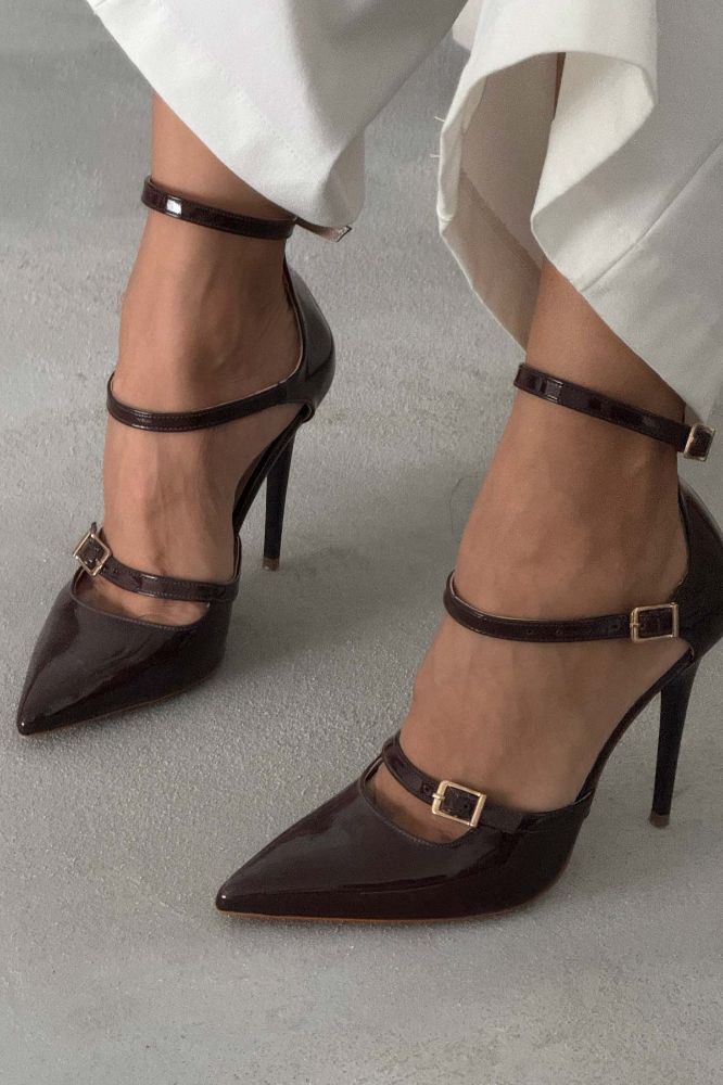 Ava Üç Bantlı İnce Topuk 10 Cm Acı Kahve Rugan Stiletto resmi