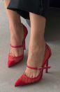 Mona Taşlı Toka Detaylı İnce Topuk 10 Cm Kırmızı Tül Stiletto