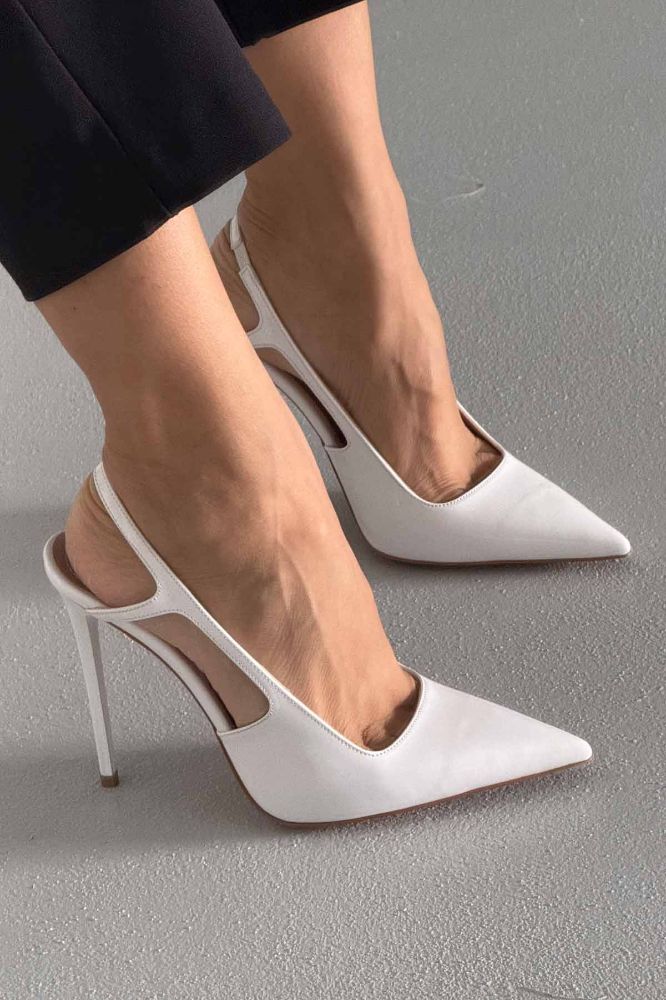 Kindra İnce Topuk 12 Cm Beyaz Rugan Stiletto resmi