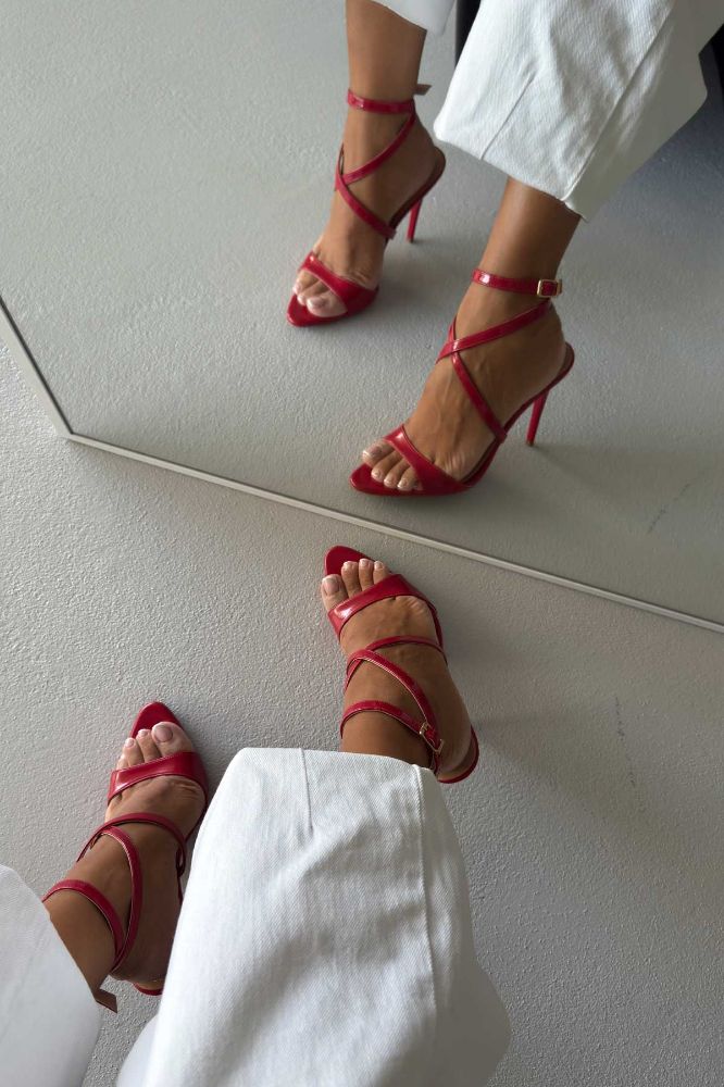 Sarah İnce Topuk 10 Cm Kırmızı Rugan Stiletto resmi