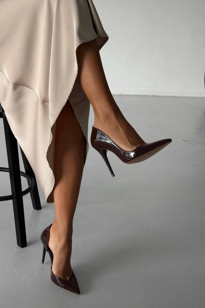 Swag İnce Topuk 10 Cm Acı Kahve Rugan Stiletto resmi