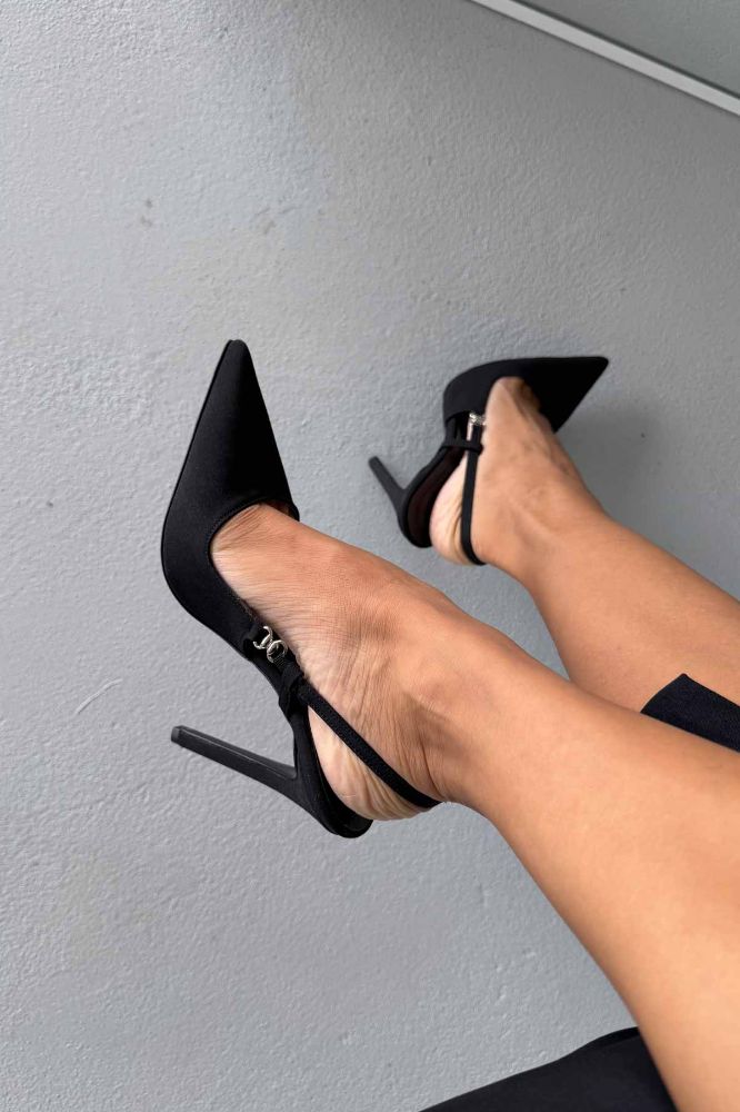 Waft Toka Detaylı İnce Topuk 12 Cm Siyah Mat Saten Stiletto resmi