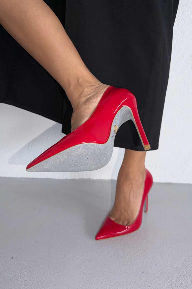Daria Simli Taban İnce Topuk 12 Cm Kırmızı Rugan Stiletto resmi