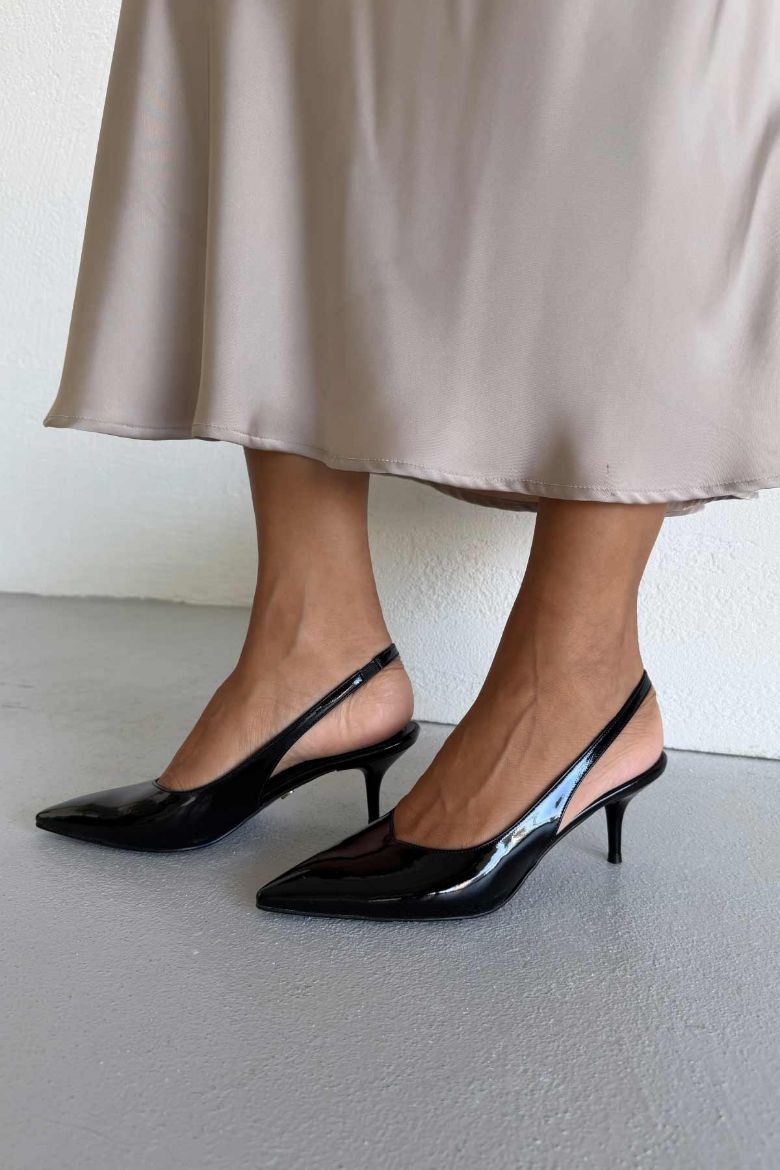 Cosy İnce Topuk 7 Cm Siyah Rugan Stiletto resmi