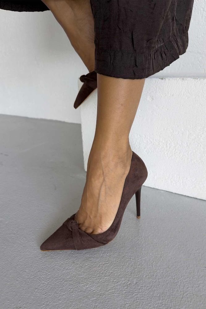 Waldau Fiyonk Detaylı İnce Topuk 10 Cm Kahverengi Süet Stiletto resmi