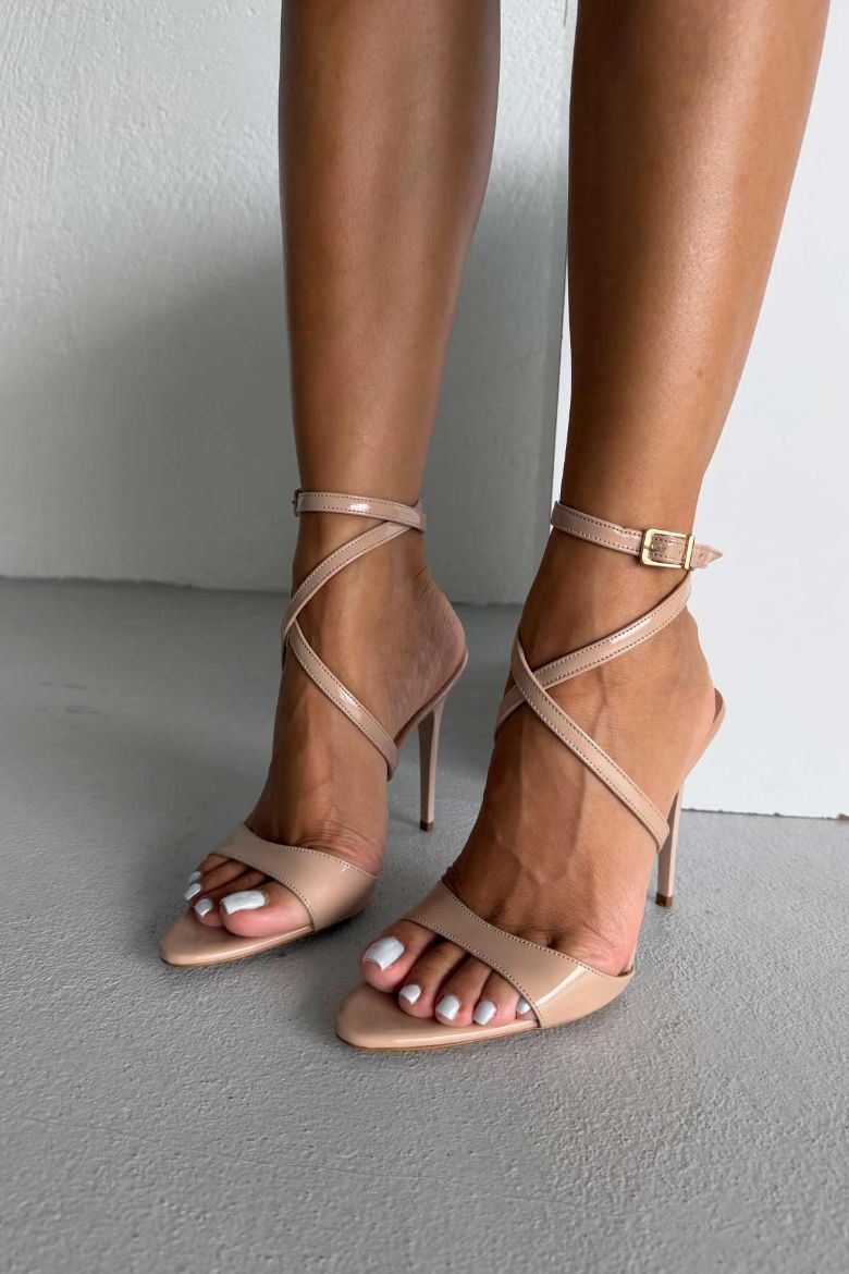 Sarah İnce Topuk 10 Cm Nude Rugan Stiletto resmi